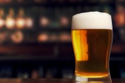 伊川啤酒争高，“新”意比拼